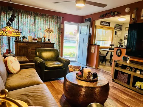 Living - 5213 State Rd, Burbank, IL 60459 photo 2 of 2