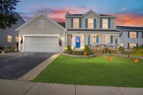 2424 Waterleaf Ln, Woodstock, IL 60098