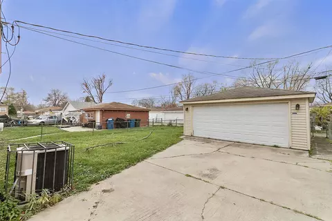 15224 Evers St, Dolton, IL 60419 photo 2