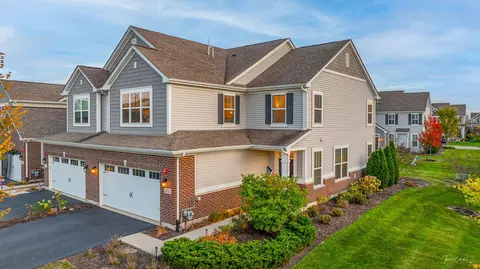 16143 W Coneflower Dr, Lockport, IL 60441