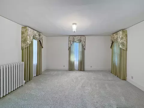 618 S Carroll Ave, Freeport, IL 61032 photo 16