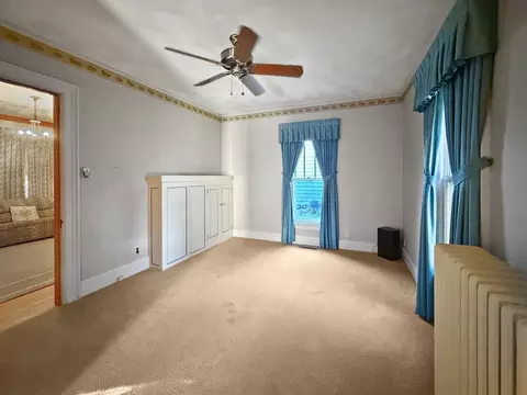 618 S Carroll Ave, Freeport, IL 61032 photo 10