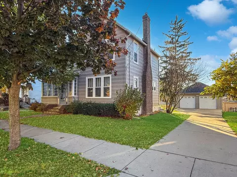 618 S Carroll Ave, Freeport, IL 61032 photo 24