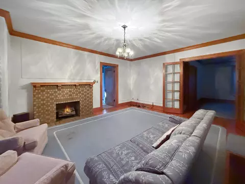 618 S Carroll Ave, Freeport, IL 61032 photo 5