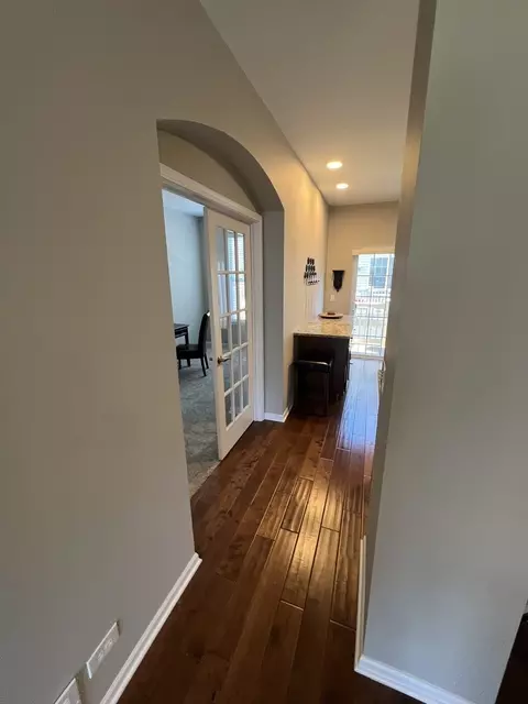1269 Evergreen Ave, Des Plaines, IL 60016 photo 12