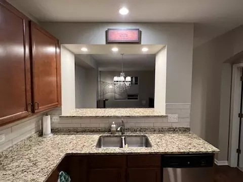 1269 Evergreen Ave, Des Plaines, IL 60016 photo 8