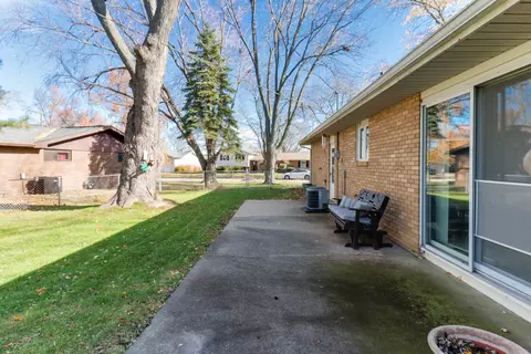 1908 Marzel Dr, Bloomington, IL 61701 photo 26