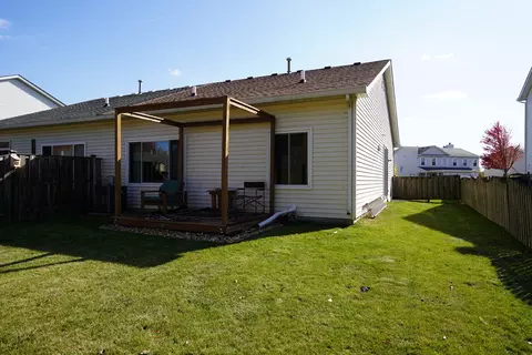 Exterior - 3107 Hoffman St, Plano, IL 60545 photo 5 of 5