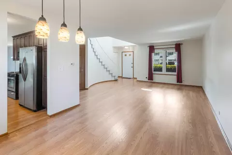 790 W Appletree Ln, Bartlett, IL 60103 photo 7