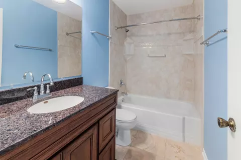 790 W Appletree Ln, Bartlett, IL 60103 photo 26