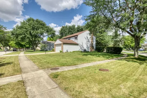 790 W Appletree Ln, Bartlett, IL 60103 photo 33