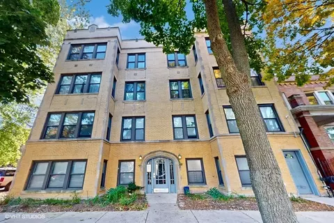 3303 W Cuyler Ave #3, Chicago, IL 60618