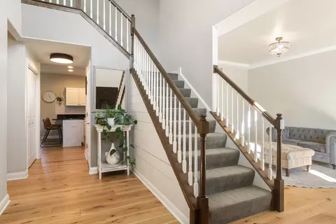 10372 Silver Maple Dr, Saint John, IN 46373 photo 5