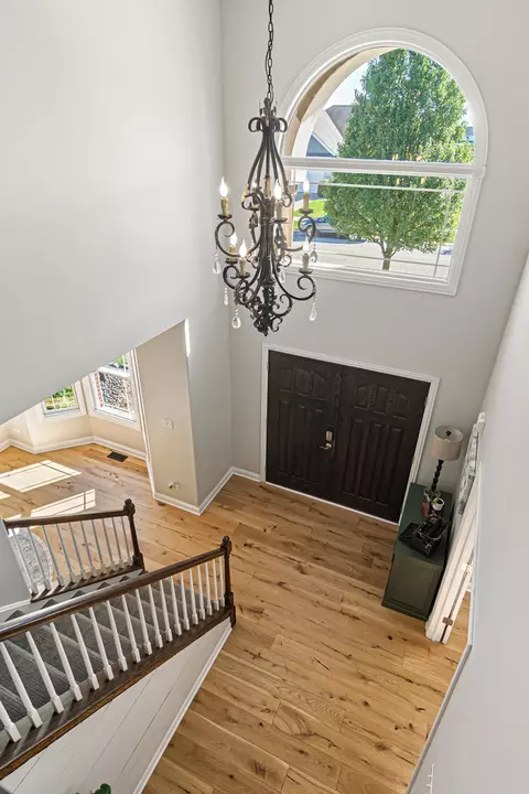 10372 Silver Maple Dr, Saint John, IN 46373 photo 6