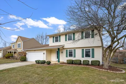 2050 Savannah Rd, Elgin, IL 60123