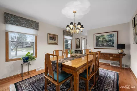 2050 Savannah Rd, Elgin, IL 60123 photo 9