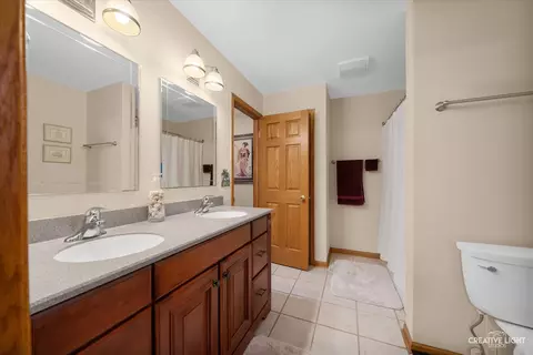 2050 Savannah Rd, Elgin, IL 60123 photo 19