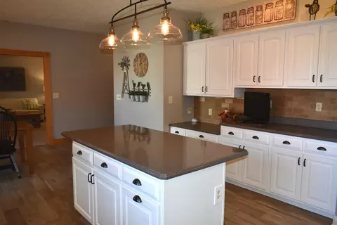 Kitchen - 315 E 8th St, El Paso, IL 61738 photo 6 of 6