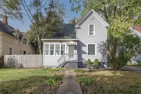 3014 Emmaus Ave, Zion, IL 60099