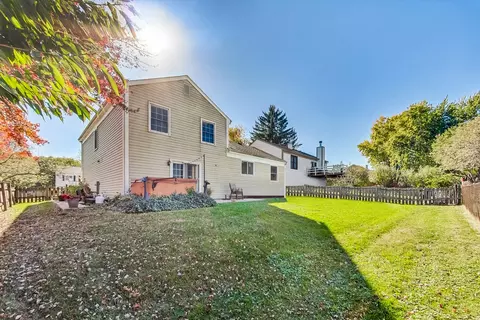 Exterior - 127 Wallace St, Bartlett, IL 60103 photo 6 of 8