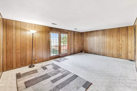 Living - 127 Wallace St, Bartlett, IL 60103 photo 5 of 7