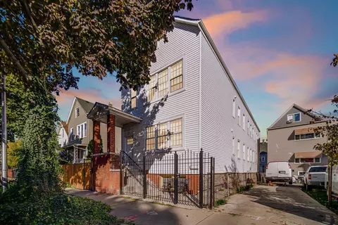 1710 W 44th St, Chicago, IL 60609