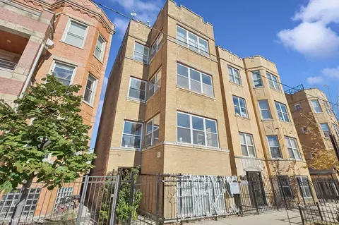 3336 W Potomac Ave, Chicago, IL 60651