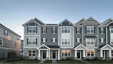 335 Basin Ct, Saint Charles, IL 60174