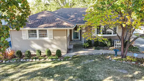 616 S 3rd St, West Dundee, IL 60118 photo 30