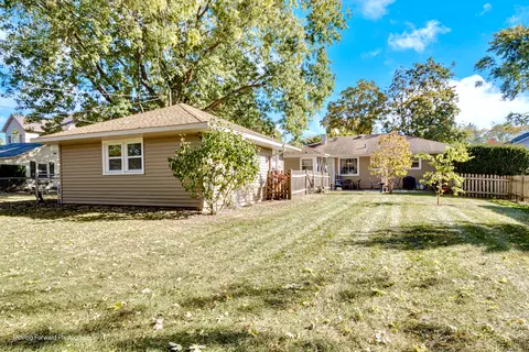 616 S 3rd St, West Dundee, IL 60118 photo 27