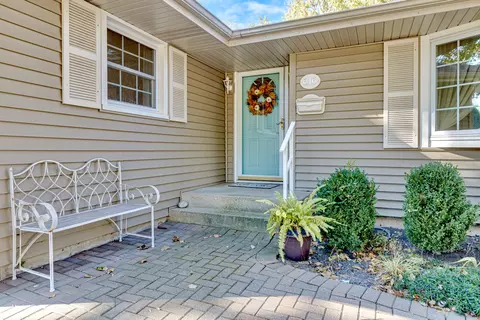 616 S 3rd St, West Dundee, IL 60118 photo 25
