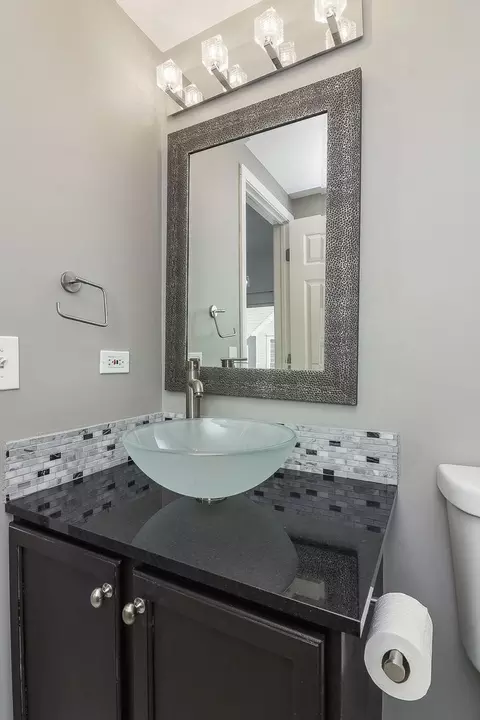 Bath - 2436 Oakfield Dr, Aurora, IL 60503 photo 1 of 3