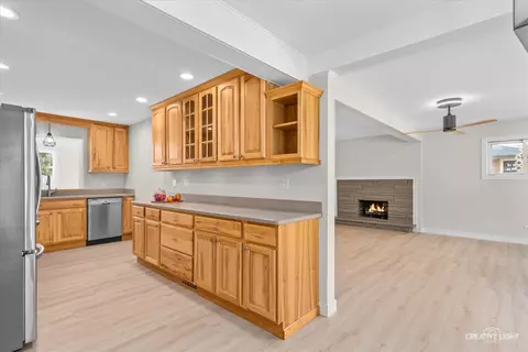 Other - 1160 Molitor Rd, Aurora, IL 60505 photo 2 of 8
