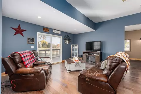 Living - 3280 E 2153rd Rd, Ottawa, IL 61350 photo 1 of 1