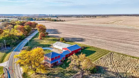 View/Area - 3280 E 2153rd Rd, Ottawa, IL 61350 photo 2 of 3
