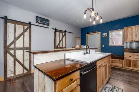 Kitchen - 3280 E 2153rd Rd, Ottawa, IL 61350 photo 3 of 4