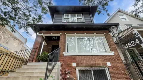 4824 W Iowa St, Chicago, IL 60651