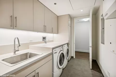 77 E Walton St #28B, Chicago, IL 60611 photo 27
