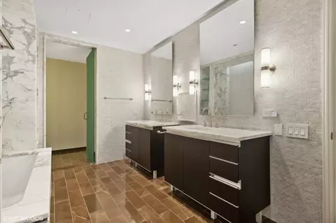77 E Walton St #28B, Chicago, IL 60611 photo 18