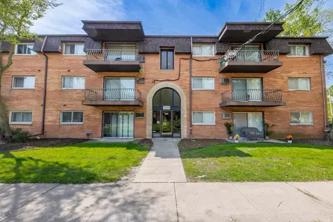 2340 186th St #25, Lansing, IL 60438