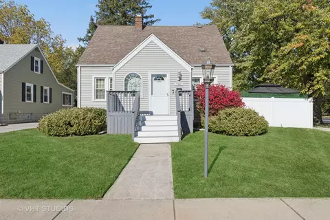3362 Ann St, Lansing, IL 60438