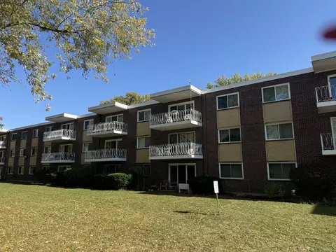 Exterior - 200 Deborah Ln #1C, Wheeling, IL 60090 photo 3 of 4