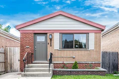8950 S Union Ave, Chicago, IL 60620