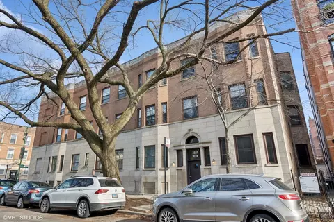 3551 N Wilton Ave #1C, Chicago, IL 60657