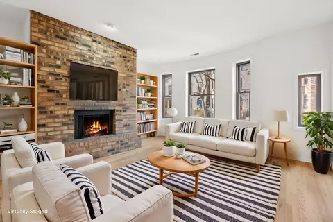 3551 N Wilton Ave #1C, Chicago, IL 60657 photo 2