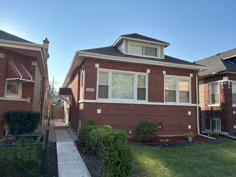 9020 S Throop St, Chicago, IL 60620