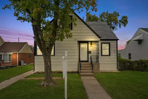 7846 41st Ct, Lyons, IL 60534 photo 1