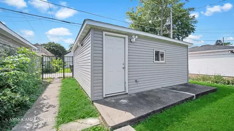 1323 W 97th Pl, Chicago, IL 60643 photo 22