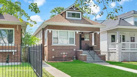 1323 W 97th Pl, Chicago, IL 60643 photo 2