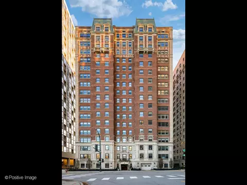 399 W Fullerton Pkwy #3W, Chicago, IL 60614